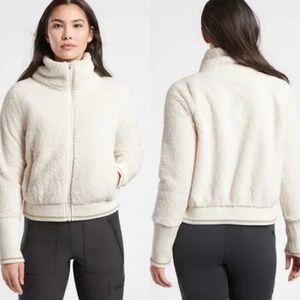 Athleta Fuzzy Sherpa Tugga Zip Up Sweater Varsity Jacket Cream Women’s Size S